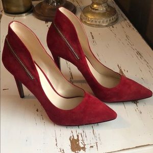 Red Nine West Pump